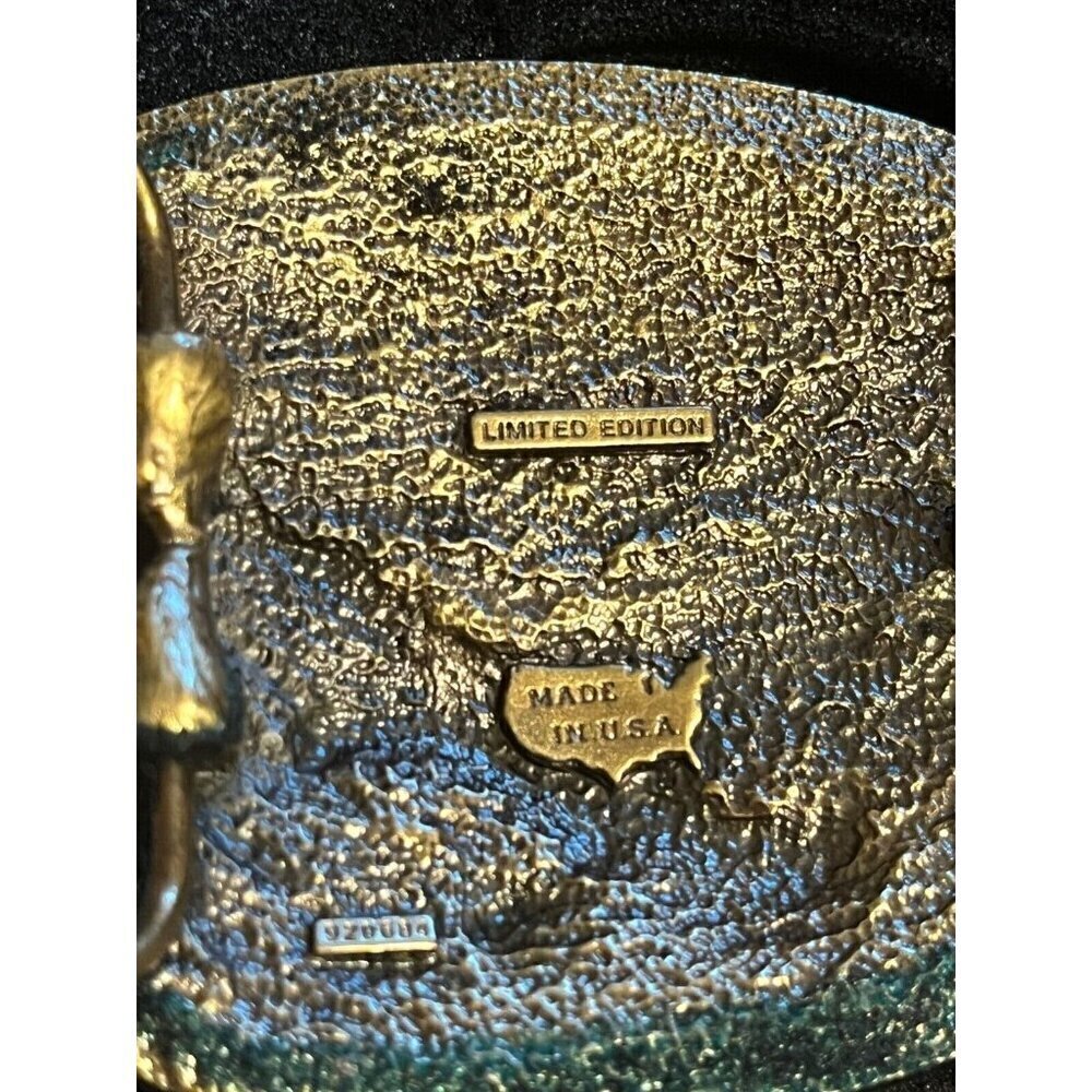 NRA Belt Buckle L Gold Eagle National Rifle Association Brass Novelty Sports 80s - Picture 6 of 9